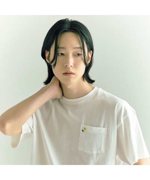 EDWARDMAX(エドワードマックス)の「ビーカンフラワーラウンドネックTシャツ(Tシャツ/カットソー・メンズ・その他・L/M/XL)」の1枚目の写真