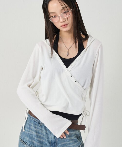 WHO'S WHO gallery（フーズフーギャラリー）の「スクエアフルリムメガネ（メガネ・レディース・シルバー・FREE）」の3枚目の写真