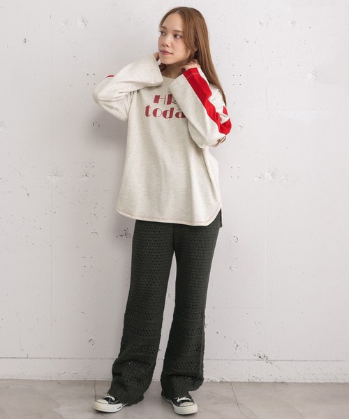 POU DOU DOU(プードゥドゥ)の「HRUプリント袖ライン裏毛プルオーバー(Tシャツ/カットソー・レディース・グレー/オートミール/グリーン・3)」の9枚目の写真