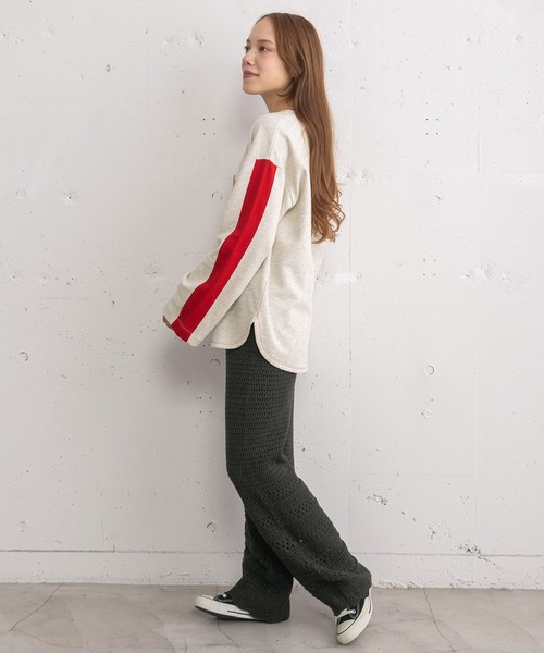 POU DOU DOU(プードゥドゥ)の「HRUプリント袖ライン裏毛プルオーバー(Tシャツ/カットソー・レディース・グレー/オートミール/グリーン・3)」の10枚目の写真