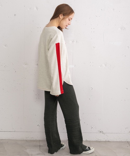 POU DOU DOU(プードゥドゥ)の「HRUプリント袖ライン裏毛プルオーバー(Tシャツ/カットソー・レディース・グレー/オートミール/グリーン・3)」の11枚目の写真