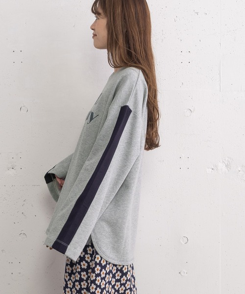 POU DOU DOU(プードゥドゥ)の「HRUプリント袖ライン裏毛プルオーバー(Tシャツ/カットソー・レディース・グレー/オートミール/グリーン・3)」の20枚目の写真