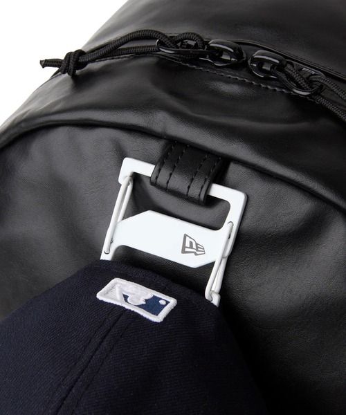 NEW ERA(ニューエラ)の「NEW ERA/ニューエラ バックパック ライトパック 27L シンセティックレザー ブラック 14750898(バックパック/リュック・メンズ・ブラック・FREE)」の5枚目の写真