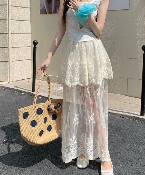 AsheKsha(アシクシャ)の「レースハイウエストチュールロングスカート(スカート・レディース・ホワイト/ブラック/ベージュ・M)」の10枚目の写真