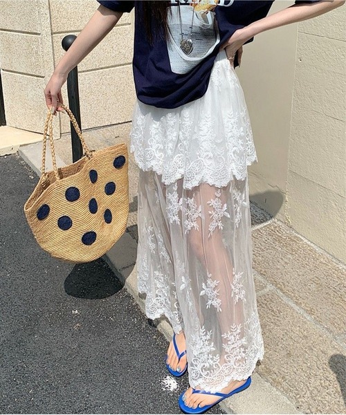 AsheKsha(アシクシャ)の「レースハイウエストチュールロングスカート(スカート・レディース・ホワイト/ブラック/ベージュ・M)」の5枚目の写真