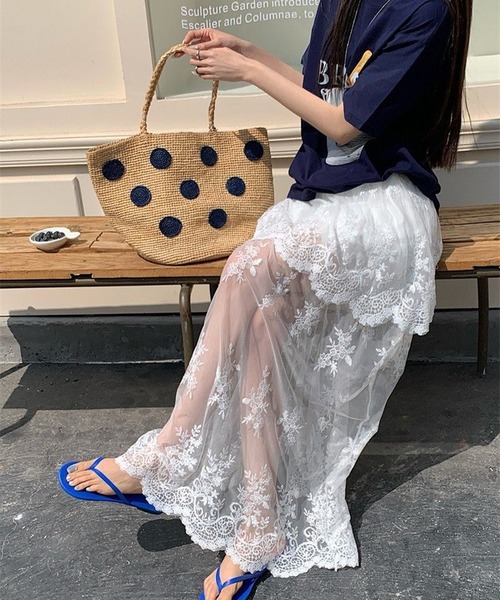 AsheKsha(アシクシャ)の「レースハイウエストチュールロングスカート(スカート・レディース・ホワイト/ブラック/ベージュ・M)」の20枚目の写真