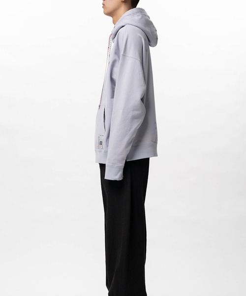 Maison MIHARA YASUHIRO（メゾンミハラヤスヒロ）の「【MIHARAYASUHIRO/ミハラヤスヒロ】LEON EMBROIDERY HOODIE（パーカー・メンズ・ブラック/グレー/パープル・44/46/48）」の7枚目の写真