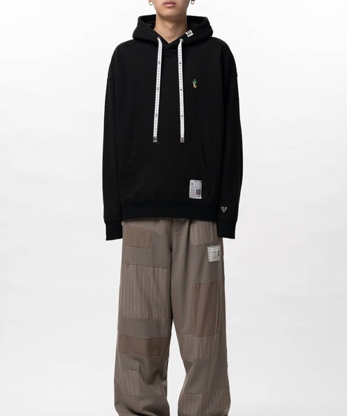 Maison MIHARA YASUHIRO（メゾンミハラヤスヒロ）の「【MIHARAYASUHIRO/ミハラヤスヒロ】LEON EMBROIDERY HOODIE（パーカー・メンズ・ブラック/グレー/パープル・44/46/48）」の12枚目の写真
