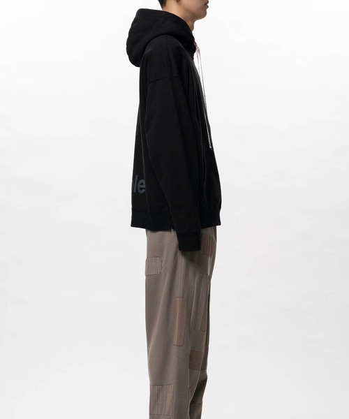 Maison MIHARA YASUHIRO（メゾンミハラヤスヒロ）の「【MIHARAYASUHIRO/ミハラヤスヒロ】LEON EMBROIDERY HOODIE（パーカー・メンズ・ブラック/グレー/パープル・44/46/48）」の15枚目の写真