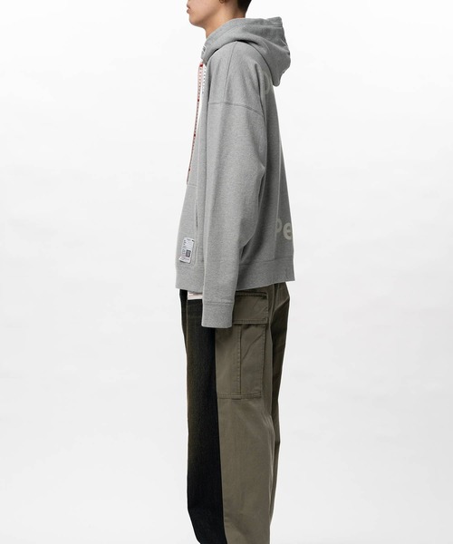 Maison MIHARA YASUHIRO（メゾンミハラヤスヒロ）の「【MIHARAYASUHIRO/ミハラヤスヒロ】LEON EMBROIDERY HOODIE（パーカー・メンズ・ブラック/グレー/パープル・44/46/48）」の19枚目の写真