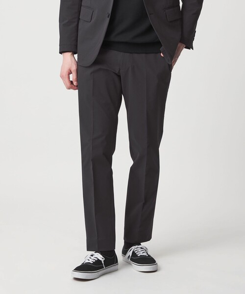 A DAY IN THE LIFE UNITED ARROWS(アデイインザライフユナイテッドアローズ)の「ドビークロス ノープリーツ スラックス-セットアップ対応・ウォッシャブル-<A DAY IN THE LIFE>(スラックス・メンズ・ブラック/ダークグレー・S/M/XL/L)」の2枚目の写真
