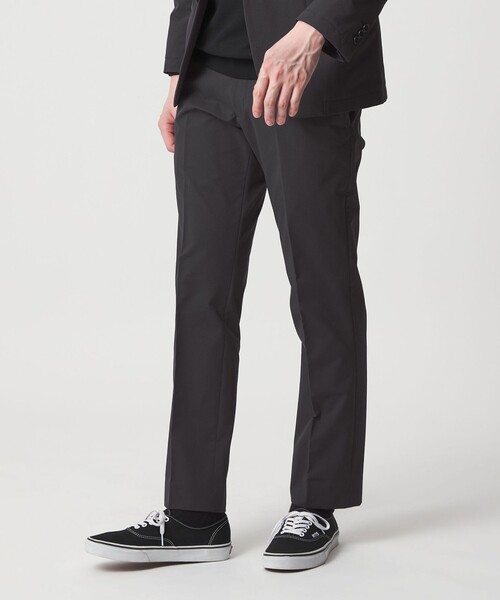 A DAY IN THE LIFE UNITED ARROWS(アデイインザライフユナイテッドアローズ)の「ドビークロス ノープリーツ スラックス-セットアップ対応・ウォッシャブル-<A DAY IN THE LIFE>(スラックス・メンズ・ブラック/ダークグレー・S/M/XL/L)」の21枚目の写真