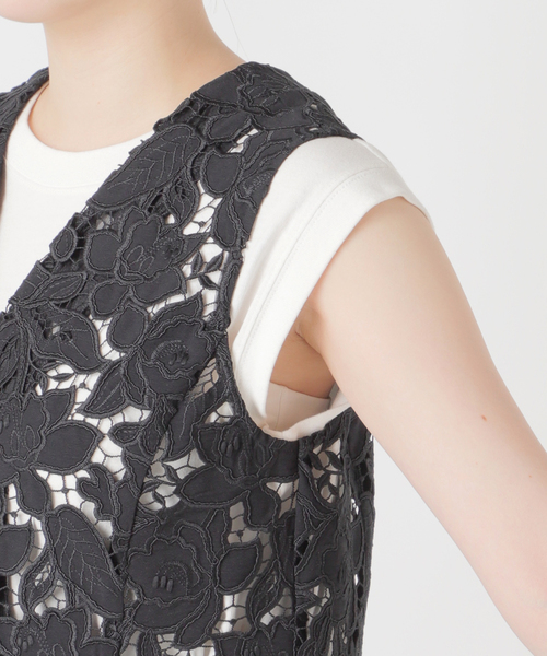 journal standard L'essage（ジャーナルスタンダードレサージュ）の「フラワーレースベスト（ベスト・レディース・ホワイト/ブラック・FREE）」の17枚目の写真