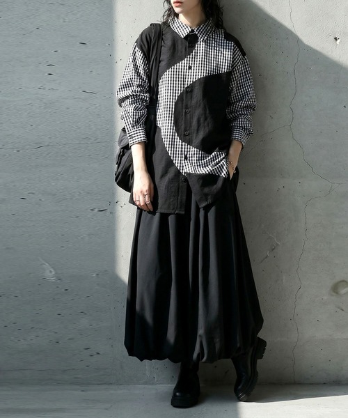 antiqua(アンティカ)の「綿100% チェック柄 シャツ(シャツ/ブラウス・レディース・ブラック/ホワイト・ONESIZE)」の11枚目の写真