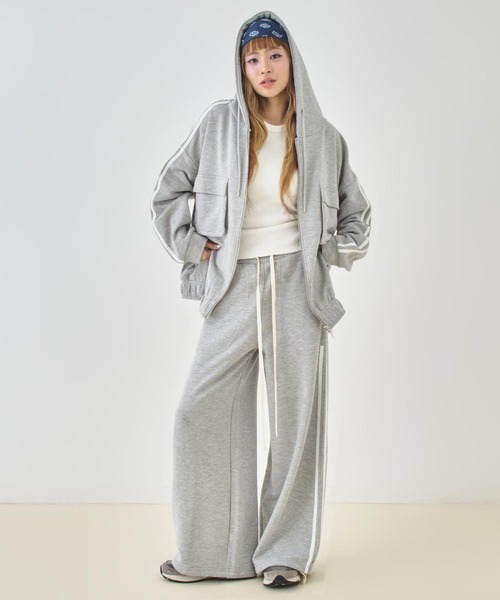 ANAP(アナップ)の「裏毛 ボリュームシルエット ライン スウェット パンツ(スウェットパンツ・レディース・ミント/ピンク/グレー/ダークアッシュ・F)」の10枚目の写真