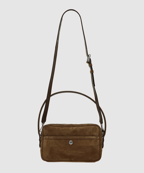 Acne Studios（アクネストゥディオズ）の「Camero Party Suede V（ショルダーバッグ・レディース・その他・ONE SIZE）」の2枚目の写真