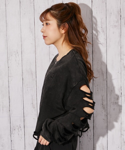GORGE(ゴージ)の「《ダメージ・ロゴエンボス》トレーナー/カジュアル×ストリート/春秋/全2色(スウェット・レディース・ピンク/ブラック・F)」の11枚目の写真
