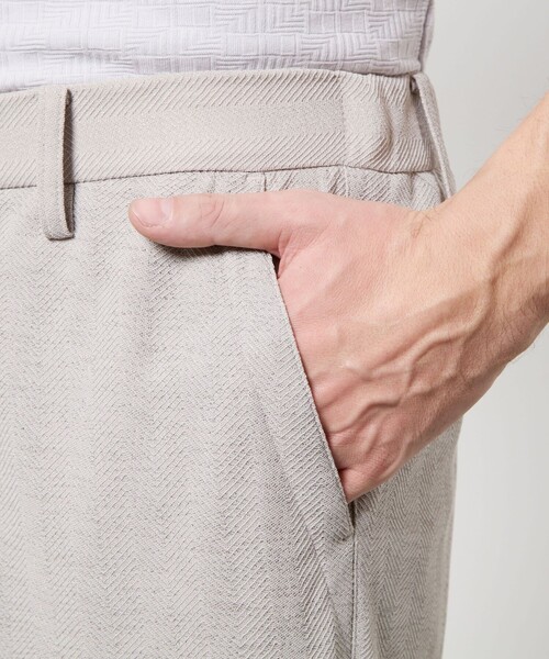 HIDEAWAYS NICOLE(ハイダウェイニコル)の「ヘリンボンジャカード イージースラックス(その他パンツ・メンズ・ブラック/ライトグレー・S/XL/L/M)」の8枚目の写真