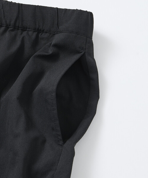 FREAK'S STORE（フリークスストア）の「限定展開 AiRide/エアライド リラックスフィット ポケッタブルトラベルセットアップ/テーラードジャケット/ワイドテーパードパンツ/吸水速乾/UVカット（セットアップ・メンズ・ブラック/グレイッシュベージュ/ネイビー/チャコールグレー・LARGE/MEDIUM/SMALL）」の19枚目の写真