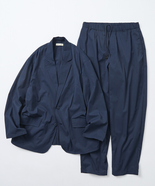 FREAK'S STORE（フリークスストア）の「<UVカット・接触冷感・吸水速乾> AiRide/エアライド リラックスフィット ポケッタブルトラベルセットアップ/テーラードジャケット/ワイドテーパードパンツ（セットアップ・メンズ・ブラック/グレイッシュベージュ/ネイビー/チャコールグレー・LARGE/MEDIUM/SMALL）」の13枚目の写真