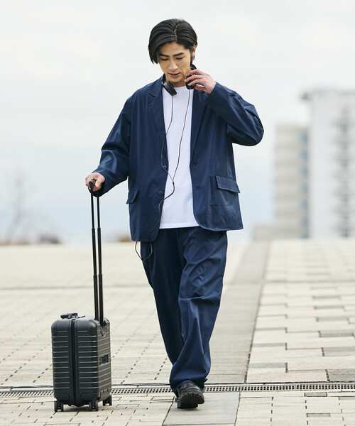FREAK'S STORE（フリークスストア）の「<UVカット・接触冷感・吸水速乾> AiRide/エアライド リラックスフィット ポケッタブルトラベルセットアップ/テーラードジャケット/ワイドテーパードパンツ（セットアップ・メンズ・ブラック/グレイッシュベージュ/ネイビー/チャコールグレー・LARGE/MEDIUM/SMALL）」の20枚目の写真