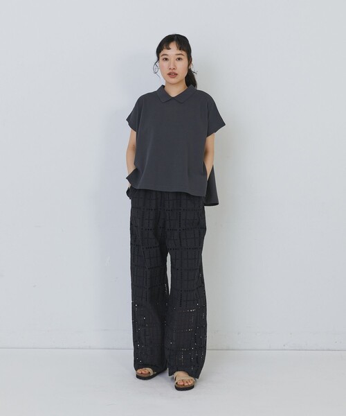 conges payes ADIEU TRISTESSE(コンジェ ペイエ アデュートリステス)の「フレアーポロシャツ(ポロシャツ・レディース・グレイッシュベージュ/チャコールグレー/ベージュ・FREE)」の11枚目の写真