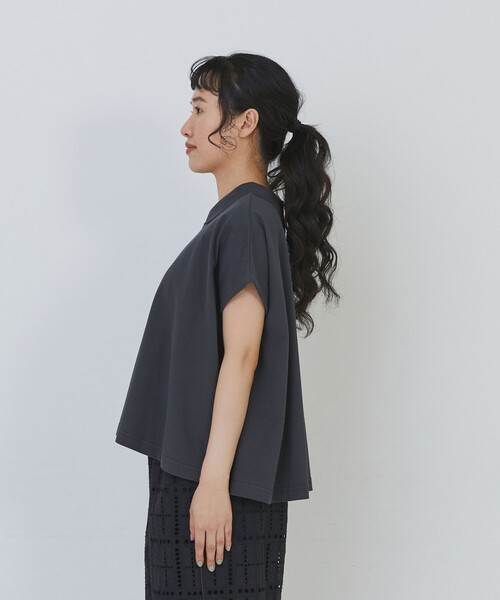 conges payes ADIEU TRISTESSE(コンジェ ペイエ アデュートリステス)の「フレアーポロシャツ(ポロシャツ・レディース・グレイッシュベージュ/チャコールグレー/ベージュ・FREE)」の16枚目の写真