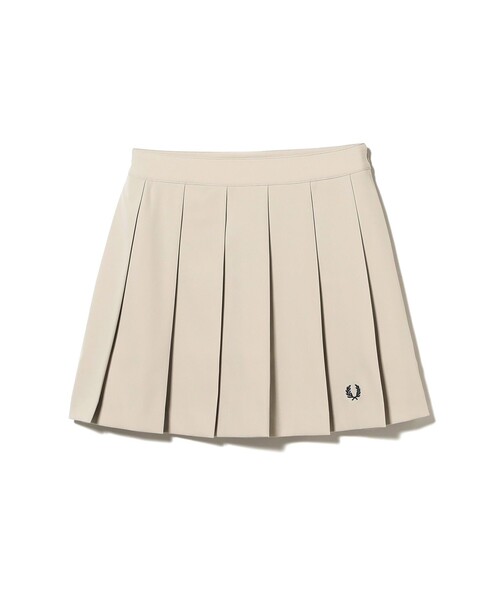 Ray BEAMS(レイビームス)の「【別注】FRED PERRY / プリーツ ショーツ(その他パンツ・レディース・ナチュラル/ブラック・8/10)」の1枚目の写真