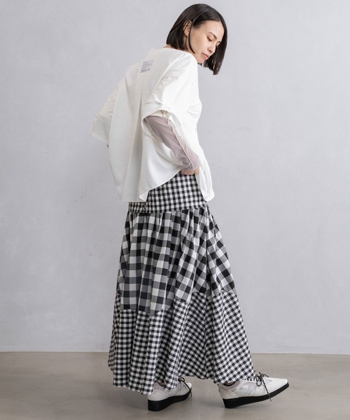 MARECHAL TERRE（マルシャルテル）の「コンビネーション刺繍トップス（Tシャツ/カットソー・レディース・オフホワイト/ライトグレー/ブラック/ネイビー・MEDIUM）」の21枚目の写真