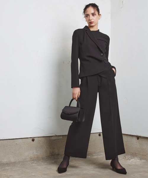 Callarus Black Formal（カラルスブラックフォーマル）の「前開きアシメジャケットドッキングデザインブラウス+ワイドパンツセットアップ〔Callarus〕洗える防しわ（スーツセット・レディース・ブラック・M/L/LL/3L）」の9枚目の写真