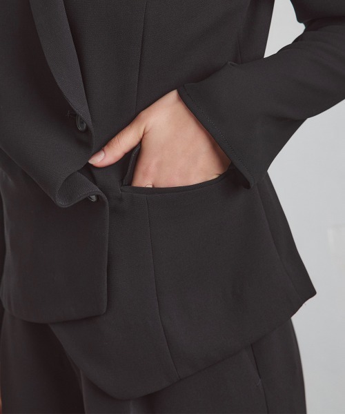 Callarus Black Formal（カラルスブラックフォーマル）の「前開きアシメジャケットドッキングデザインブラウス+ワイドパンツセットアップ〔Callarus〕洗える防しわ（スーツセット・レディース・ブラック・M/L/LL/3L）」の15枚目の写真