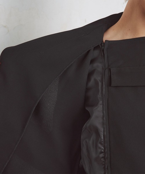 Callarus Black Formal（カラルスブラックフォーマル）の「前開きアシメジャケットドッキングデザインブラウス+ワイドパンツセットアップ〔Callarus〕洗える防しわ（スーツセット・レディース・ブラック・M/L/LL/3L）」の18枚目の写真