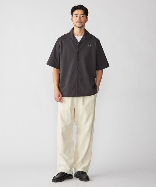 SHIPS（シップス）の「【SHIPS別注】FRED PERRY: ワンポイント ロゴ ピケ オープンカラーシャツ（シャツ/ブラウス・メンズ・ダークグレー/ネイビー・X-LARGE/LARGE/MEDIUM/SMALL）」の3枚目の写真