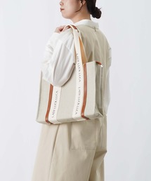 LADY LUCK LUCA（レディラックルカ）の「LC/LLL キャンバスロゴトートバッグ（トートバッグ）」