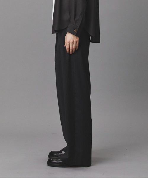 PUBLIC TOKYO（パブリックトウキョウ）の「Dailymotion Slacks /春服/ワイド/ハリ感/ワンタック（スラックス・メンズ・ダークグレー/ブラック・L/M/S）」の21枚目の写真