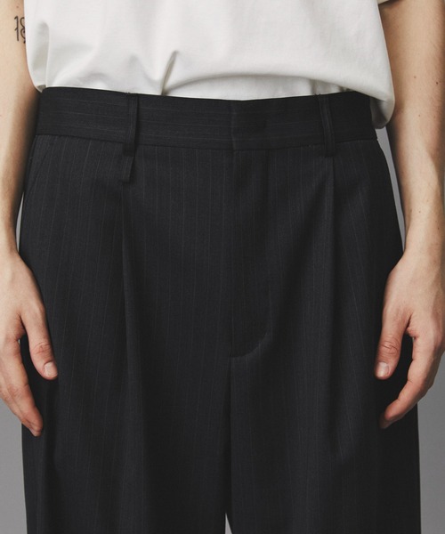 PUBLIC TOKYO（パブリックトウキョウ）の「Dailymotion Slacks /春服/ワイド/ハリ感/ワンタック（スラックス・メンズ・ダークグレー/ブラック・L/M/S）」の22枚目の写真