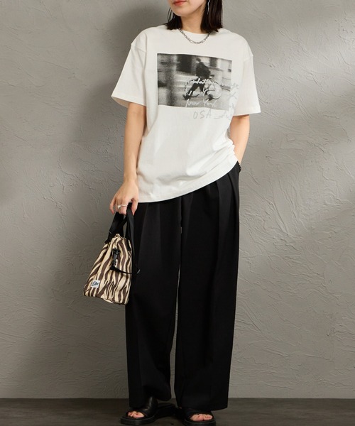 Manhattan Portage（マンハッタンポーテージ）の「【WEB先行予約】［MANHATTAN PORTAGE/マンハッタンポーテージ］ 別注 フォトプリントTシャツ（Tシャツ/カットソー・レディース・ベージュ/ホワイト/ネイビー・M/S/XL/L）」の11枚目の写真