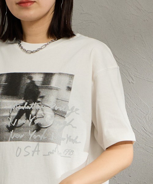 Manhattan Portage（マンハッタンポーテージ）の「【WEB先行予約】［MANHATTAN PORTAGE/マンハッタンポーテージ］ 別注 フォトプリントTシャツ（Tシャツ/カットソー・レディース・ベージュ/ホワイト/ネイビー・M/S/XL/L）」の14枚目の写真