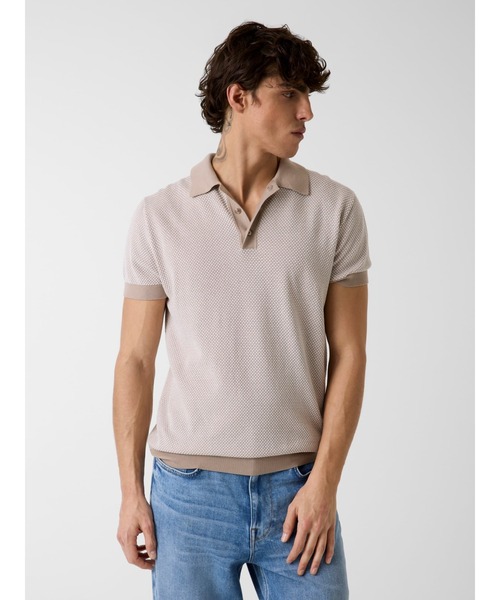 Guess（ゲス）の「LAKE Bi-Color Stitched Sweater（ポロシャツ・メンズ・ブラック/ベージュ・SMALL/X-LARGE/LARGE/MEDIUM）」の2枚目の写真