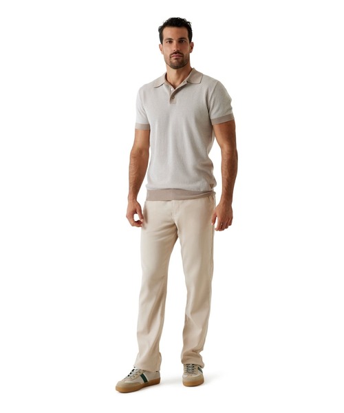 Guess（ゲス）の「LAKE Bi-Color Stitched Sweater（ポロシャツ・メンズ・ブラック/ベージュ・SMALL/X-LARGE/LARGE/MEDIUM）」の13枚目の写真