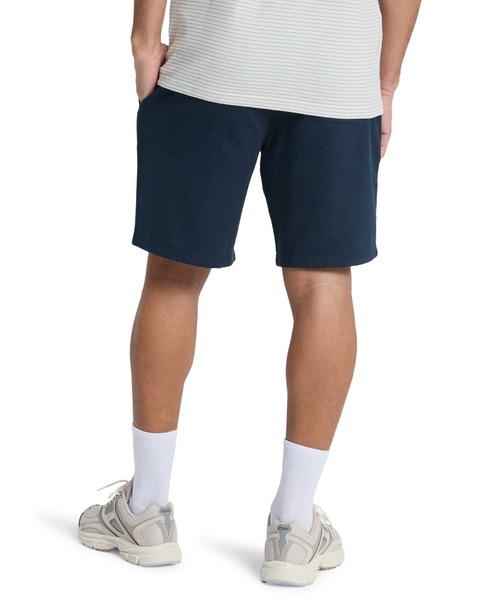 Quiksilver(クイックシルバー)の「QUIKSILVER メンズ BASIC FLEECE SHORT YOUNG MEN スウェットショートパンツ 裏起毛 【2026年春夏モデル】/ウエストゴムハーフパンツ(スウェットパンツ・メンズ・ブラック系その他/ホワイト・LARGE/MEDIUM)」の15枚目の写真