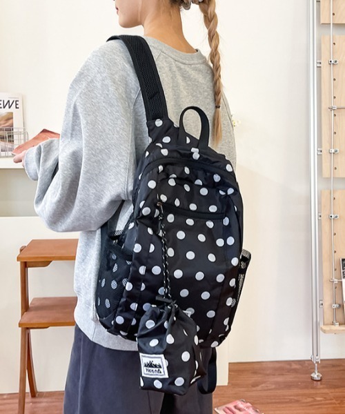 LAC-VERT（ラック・ヴェール）の「ナイロンドット柄リュック（バックパック/リュック・レディース・ピンク/ブラック・FREE）」の3枚目の写真