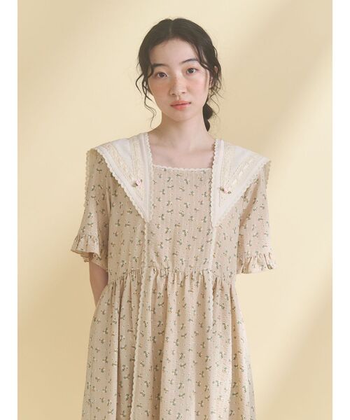 merry jenny（メリージェニー）の「flowerデコラティブカラーワンピース（ワンピース・レディース・ベージュ/ブラック/オフホワイト・FREE）」の22枚目の写真