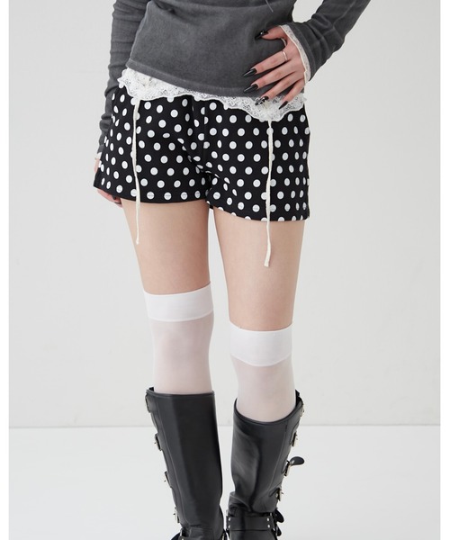 WHO'S WHO gallery（フーズフーギャラリー）の「ドットスウェットショーツ（その他パンツ・レディース・ブラック・FREE）」の2枚目の写真
