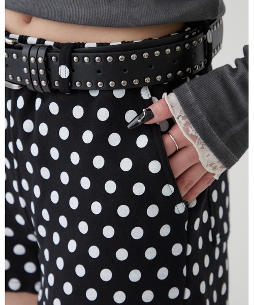 WHO'S WHO gallery（フーズフーギャラリー）の「ドットスウェットショーツ（その他パンツ・レディース・ブラック・FREE）」の11枚目の写真