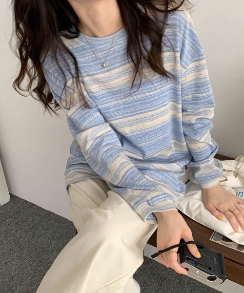 mielu(ミエル)の「マルチボーダーロンT(Tシャツ/カットソー・レディース・ブルー/ブラック/カーキ・LARGE/MEDIUM)」の8枚目の写真