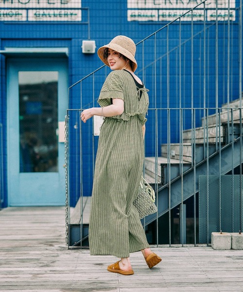 niko and...（ニコアンド）の「DRYクシュイージロンパ－ス（つなぎ/オールインワン・レディース・ダークブラウン/キャメル/スモーク/イエロー/ブラック・FREE）」の4枚目の写真