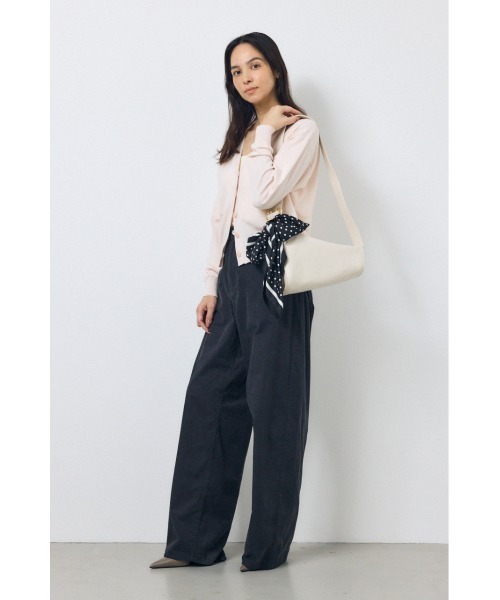 AZUL by moussy(アズールバイマウジー)の「ドット柄スカーフ(バンダナ/スカーフ・レディース・ブラック/ベージュ・FREE)」の7枚目の写真