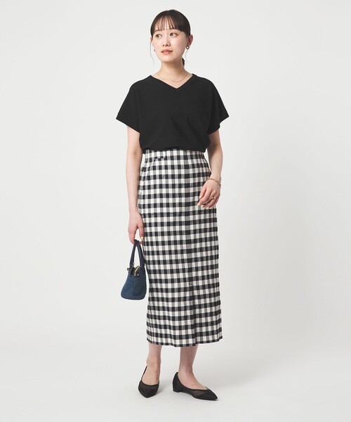 green label relaxing（グリーンレーベルリラクシング）の「Vネック プルオーバー ニット ウォッシャブル 接触冷感 UVカット（ニット/セーター・レディース・ライム/ダークブラウン/ホワイト/ブラック・FREE）」の13枚目の写真