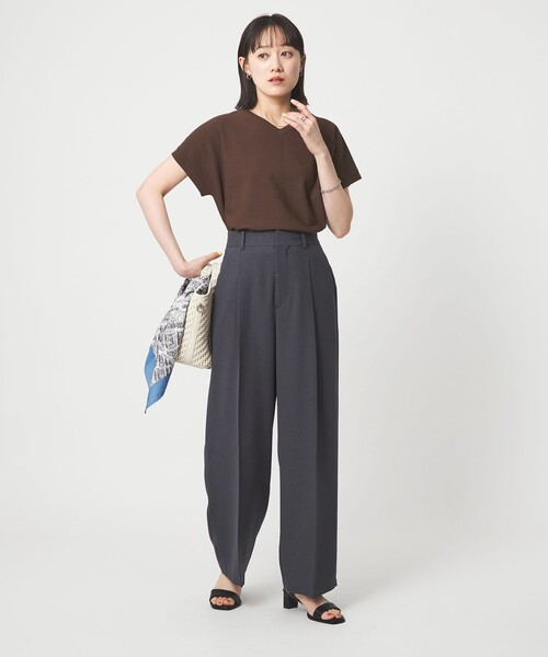 green label relaxing（グリーンレーベルリラクシング）の「Vネック プルオーバー ニット ウォッシャブル 接触冷感 UVカット（ニット/セーター・レディース・ライム/ダークブラウン/ホワイト/ブラック・FREE）」の22枚目の写真